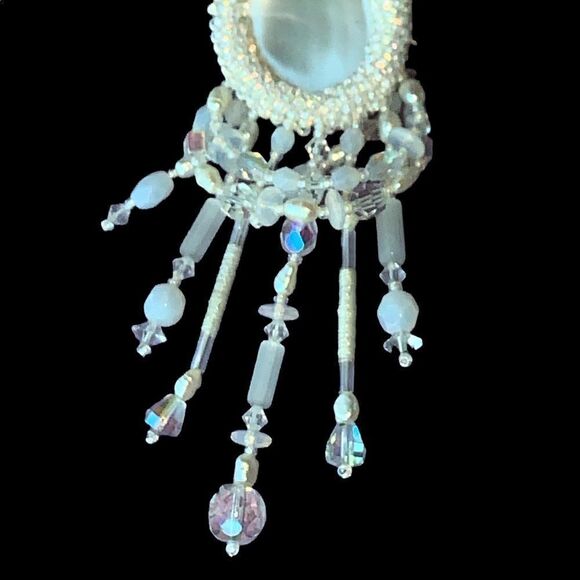 Vintage hand beaded mother of pearl crystal pearl chandelier bridal sash pin - Picture 14 of 17